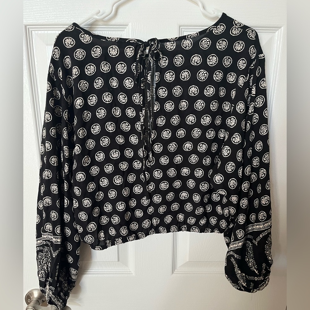 Patterned blouse - Picture 2 of 3